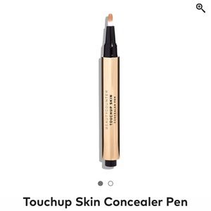 Beautycounter touchup concealer pen in medium 1